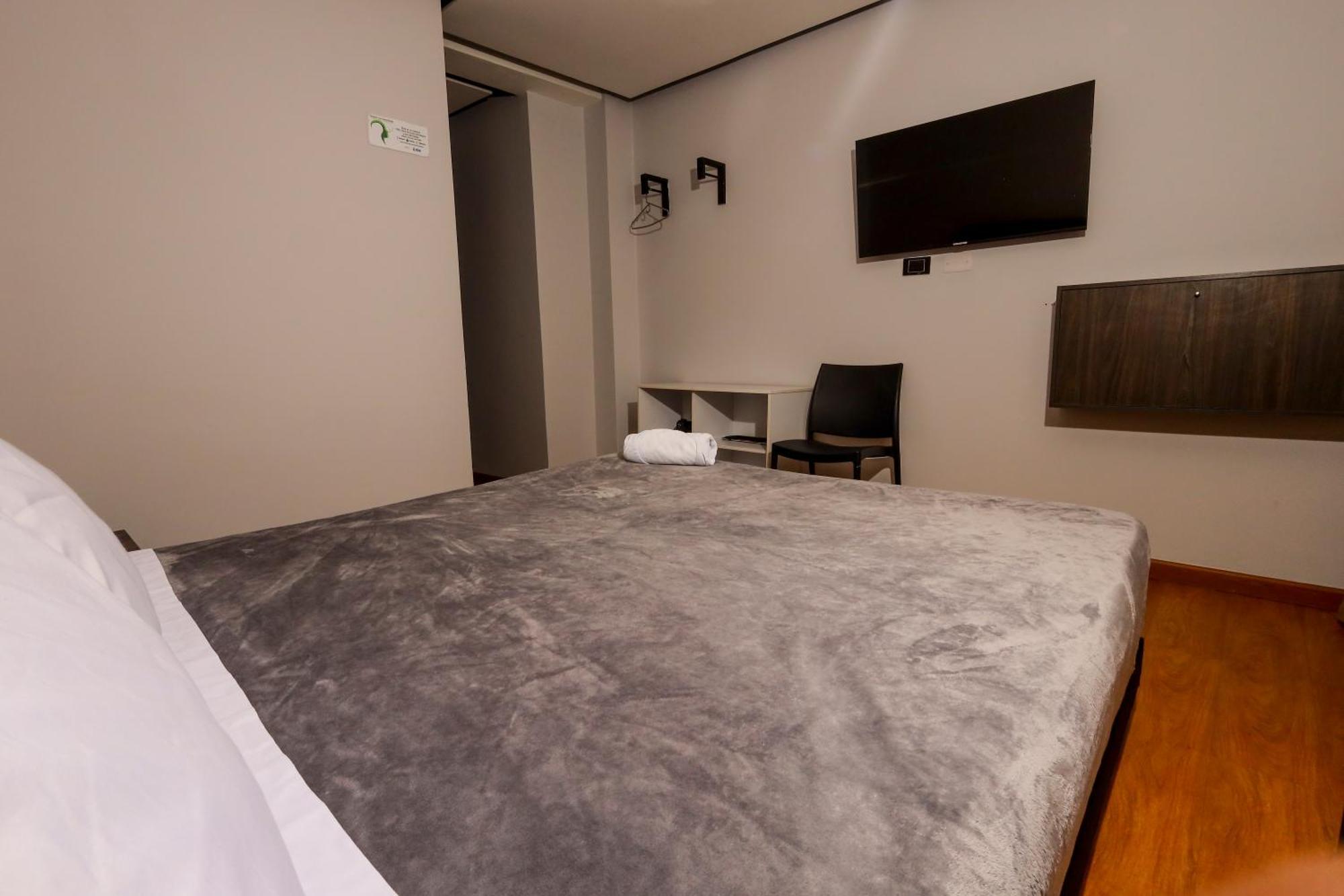 Hotel Htl Богота Экстерьер фото